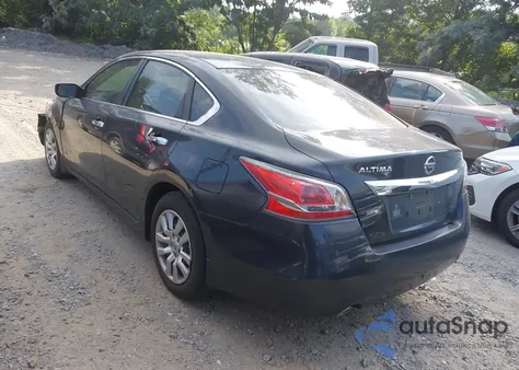 2015 Nissan Altima 2.5 S from USA, damaged, VIN 1N4AL3AP2FN384597